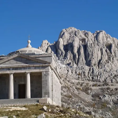 M * Maslenica