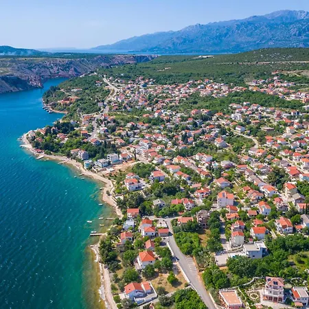 Villa M Maslenica