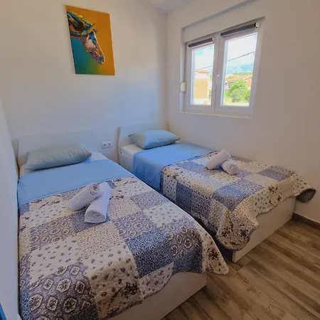 Villa M *