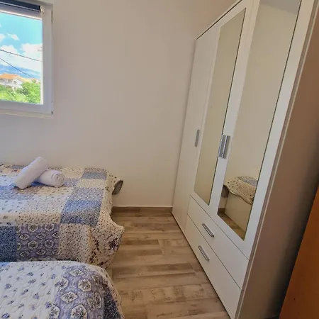 M Villa Maslenica